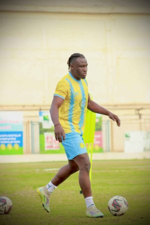 مانان موداسيرو